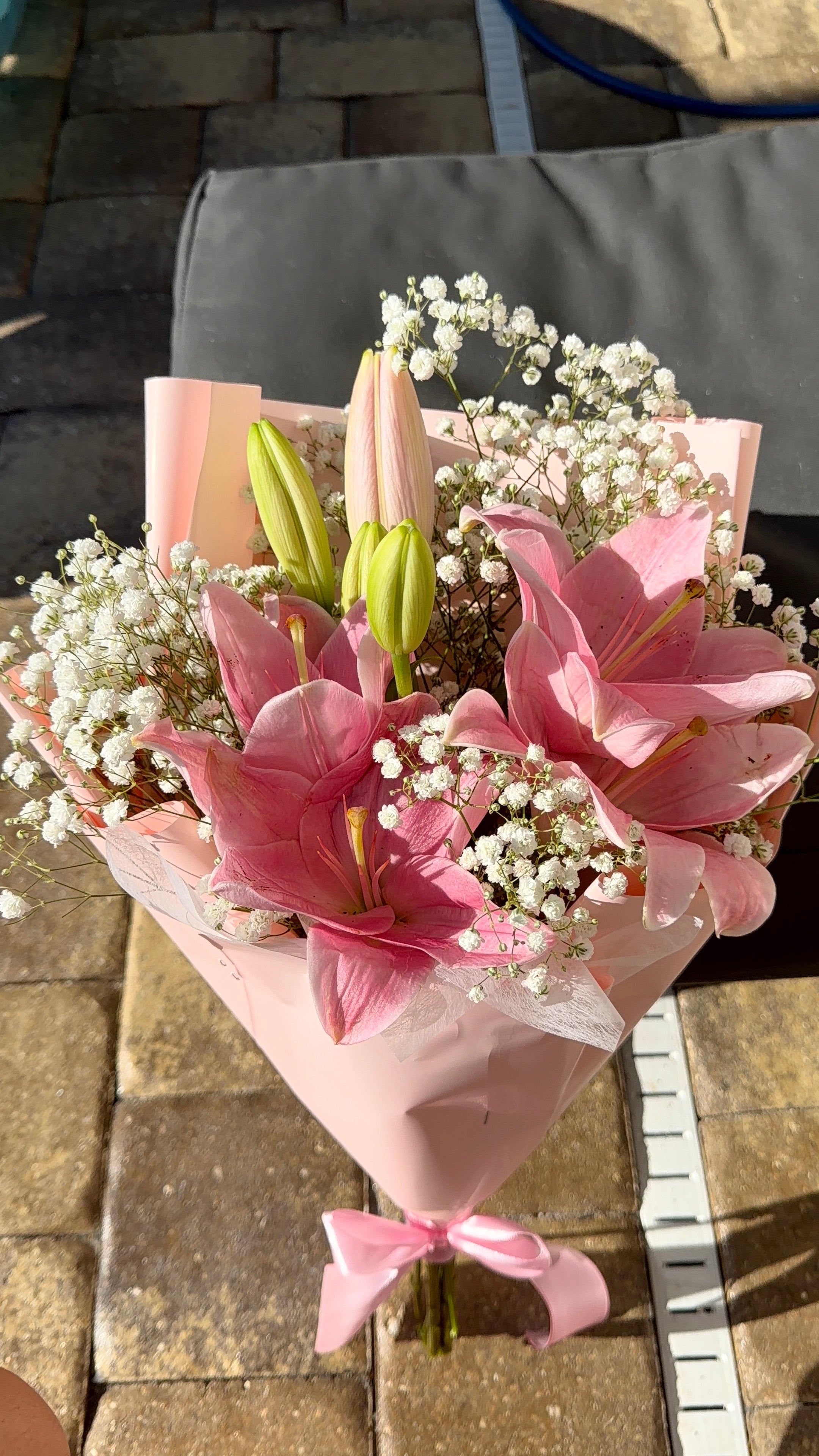 Flat Style Lily Bouquet